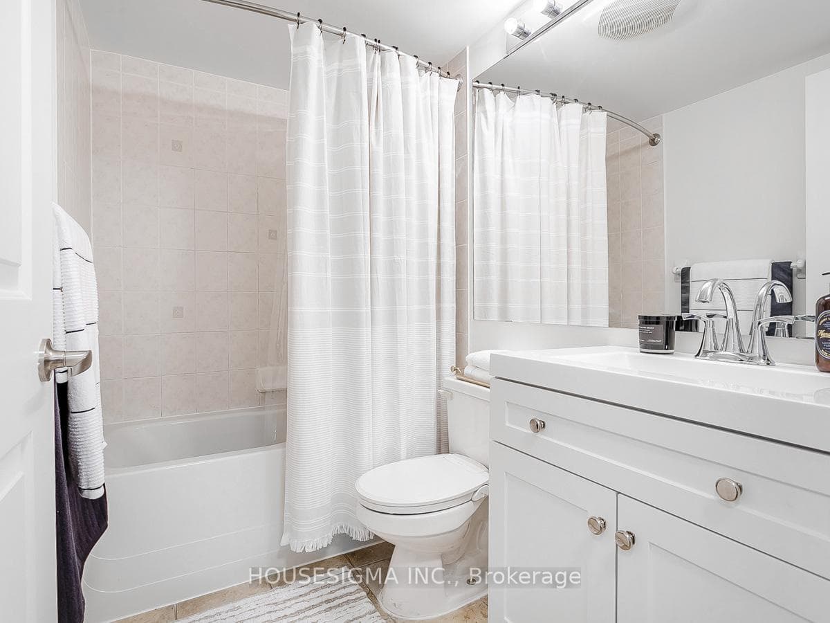50 Lynn Williams Street Unit 712 photo 13