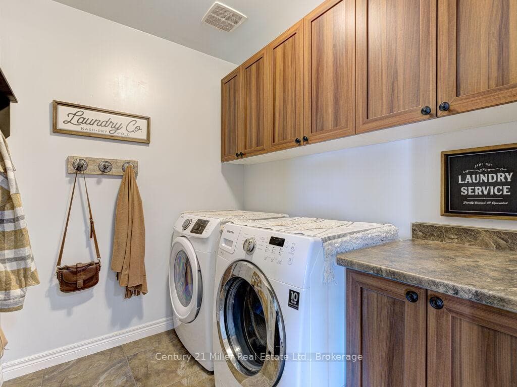 3276 Tallman Drive photo 27