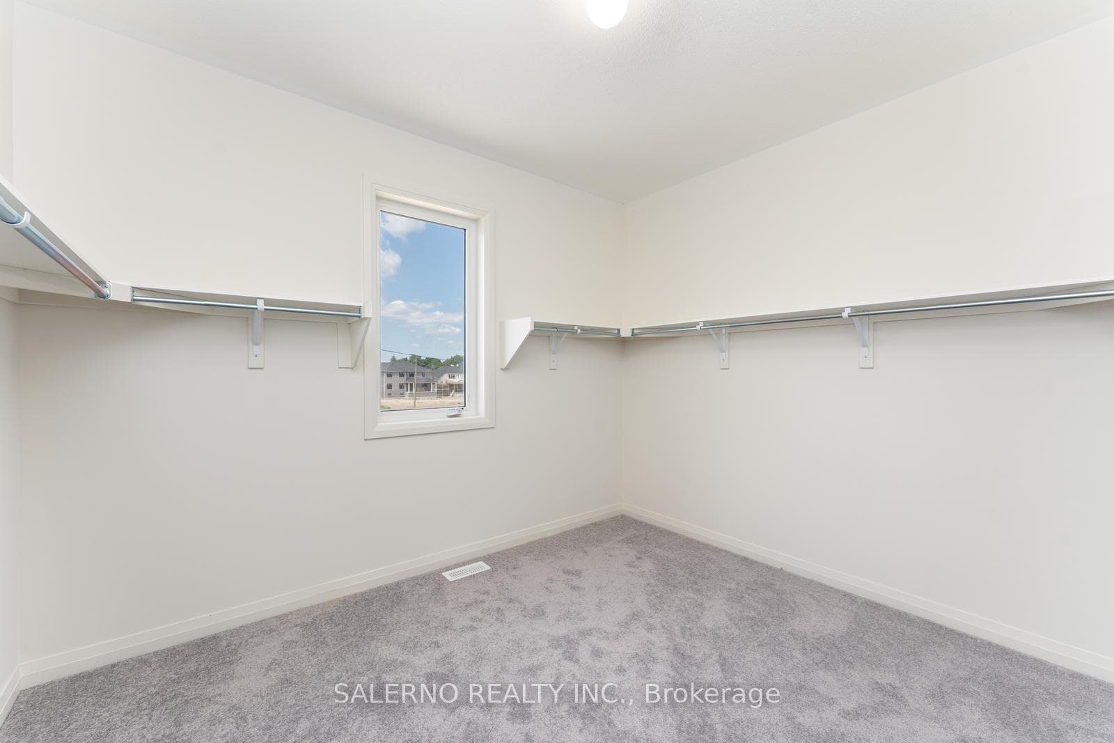 10 Magnolia Avenue photo 28