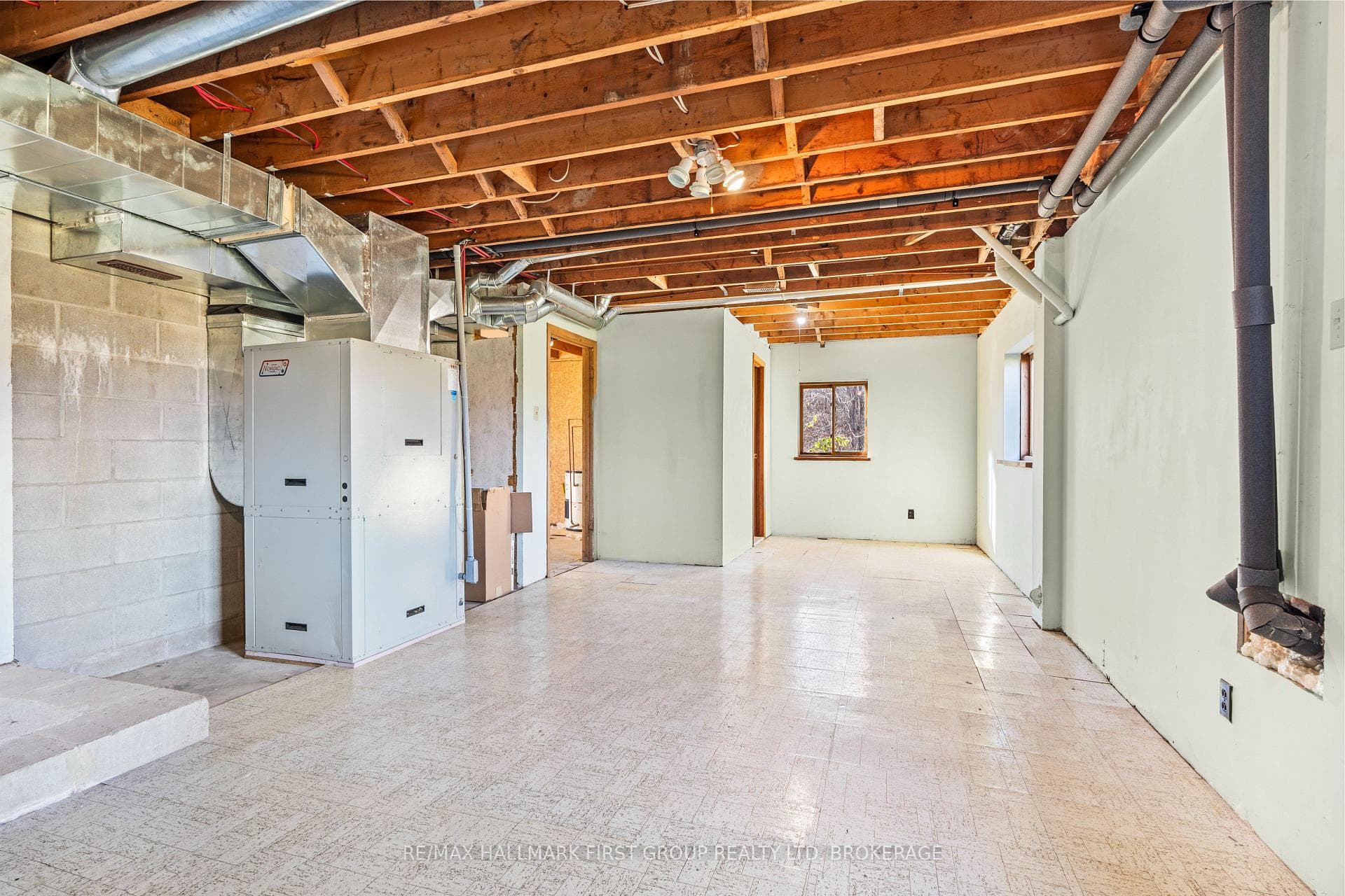 2881 Quabbin Road photo 25
