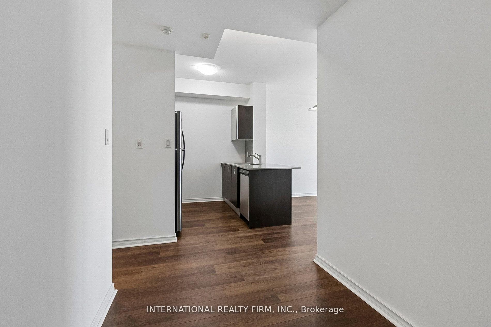 3391 Bloor Street Unit 1011 photo 35