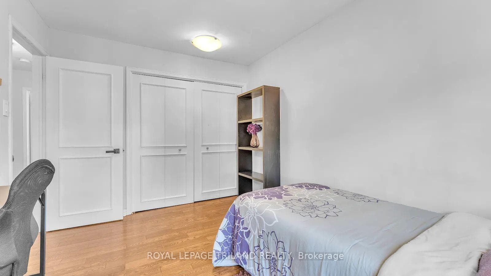703 Windermere Road Unit 9 photo 23