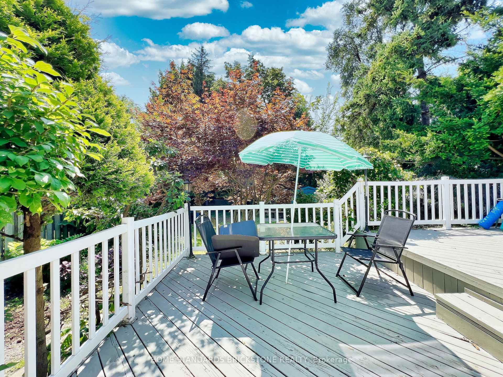 45 Madawaska Avenue photo 33