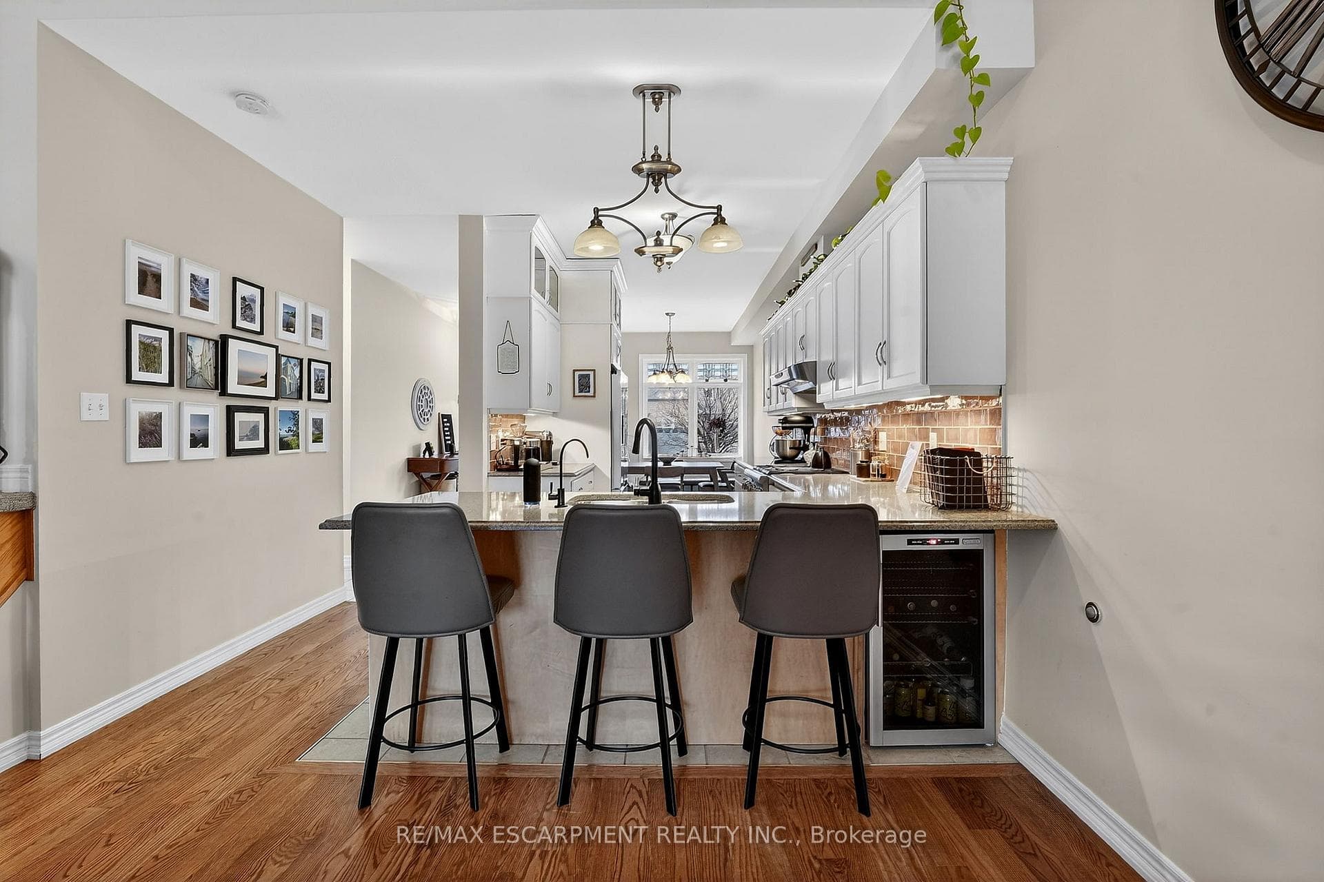 6 Conrad Place photo 7