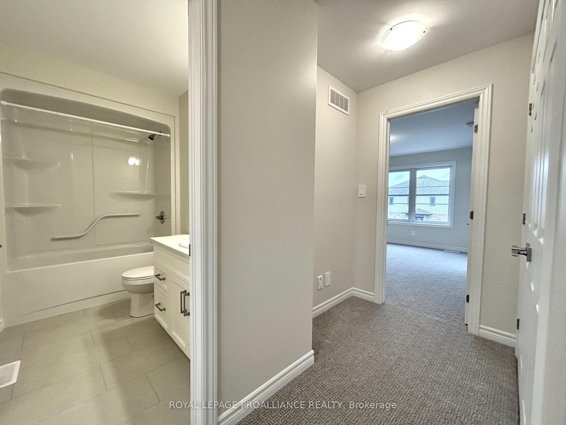 36 Riverstone Way photo 17