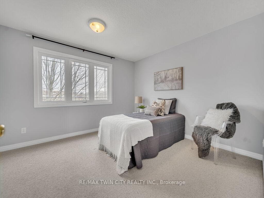 535 WINDFLOWER Crescent Unit #11 photo 17