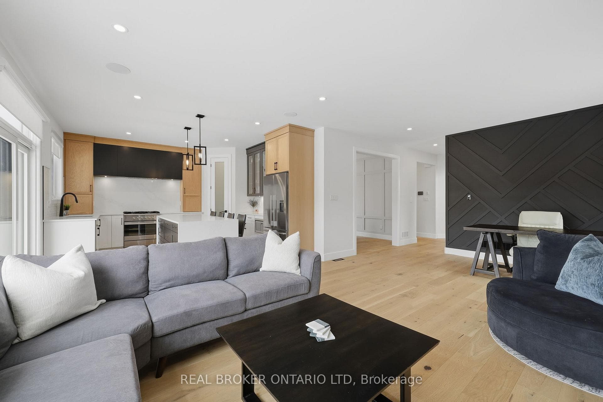 1600 Medway Park Drive photo 16