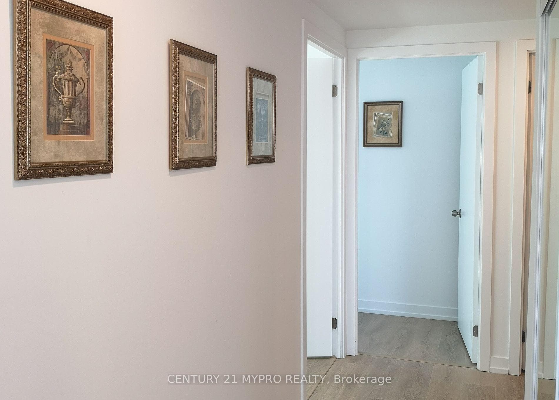 82 Dalhousie Street Unit 1703 photo 7