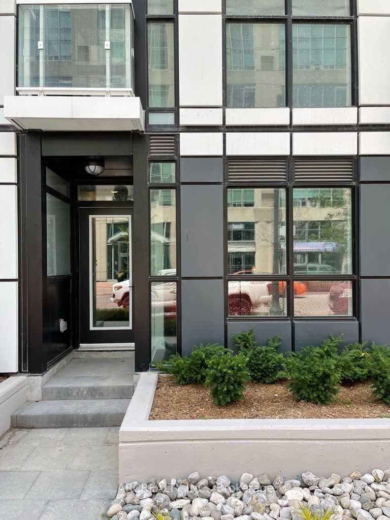 251 Manitoba Street Unit 104 photo 7