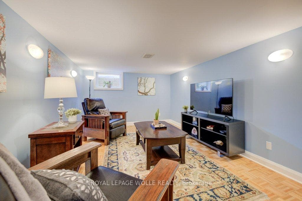 46 Crestwood Avenue photo 26
