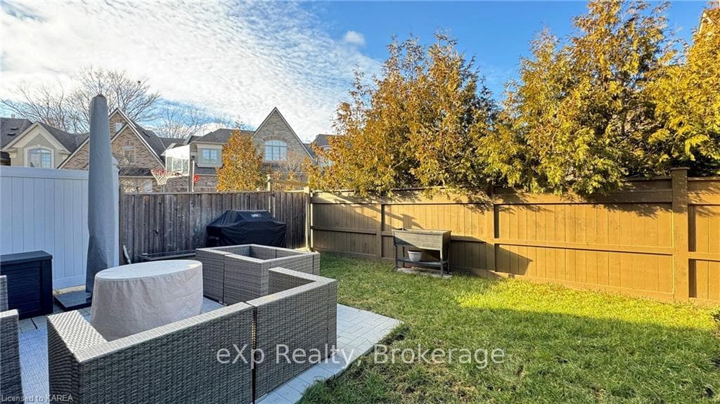 14 GRIGGLESTONE Lane photo 36
