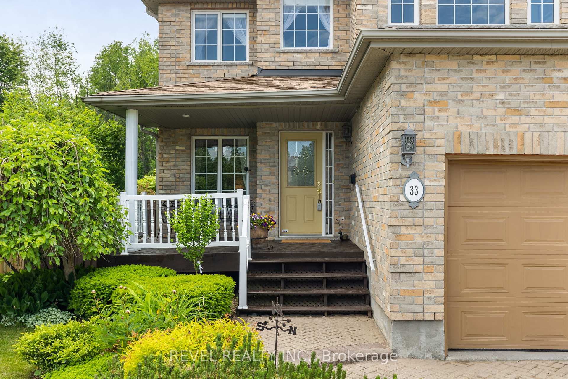 33 Mckenzie Crescent photo 2