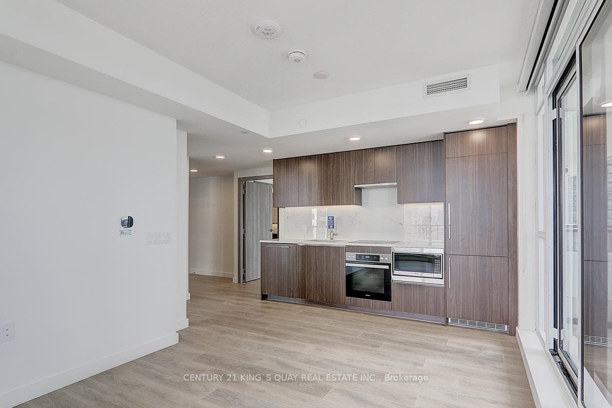 38 Widmer Street Unit 2011 photo 17