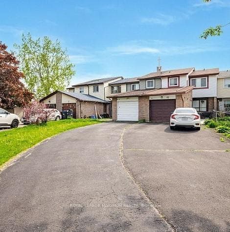 45 Greene Drive photo 1