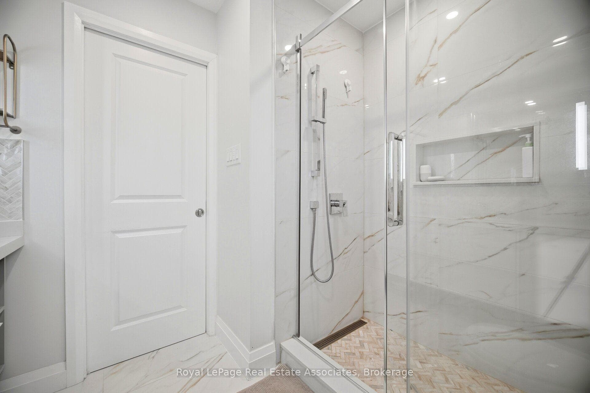 225 Barber Drive photo 29