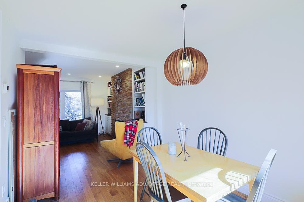 67 Oakcrest Avenue photo 9