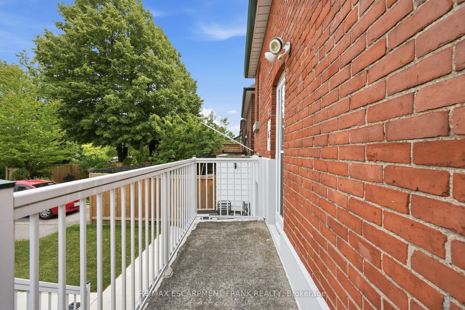 67 Paradise Road photo 38