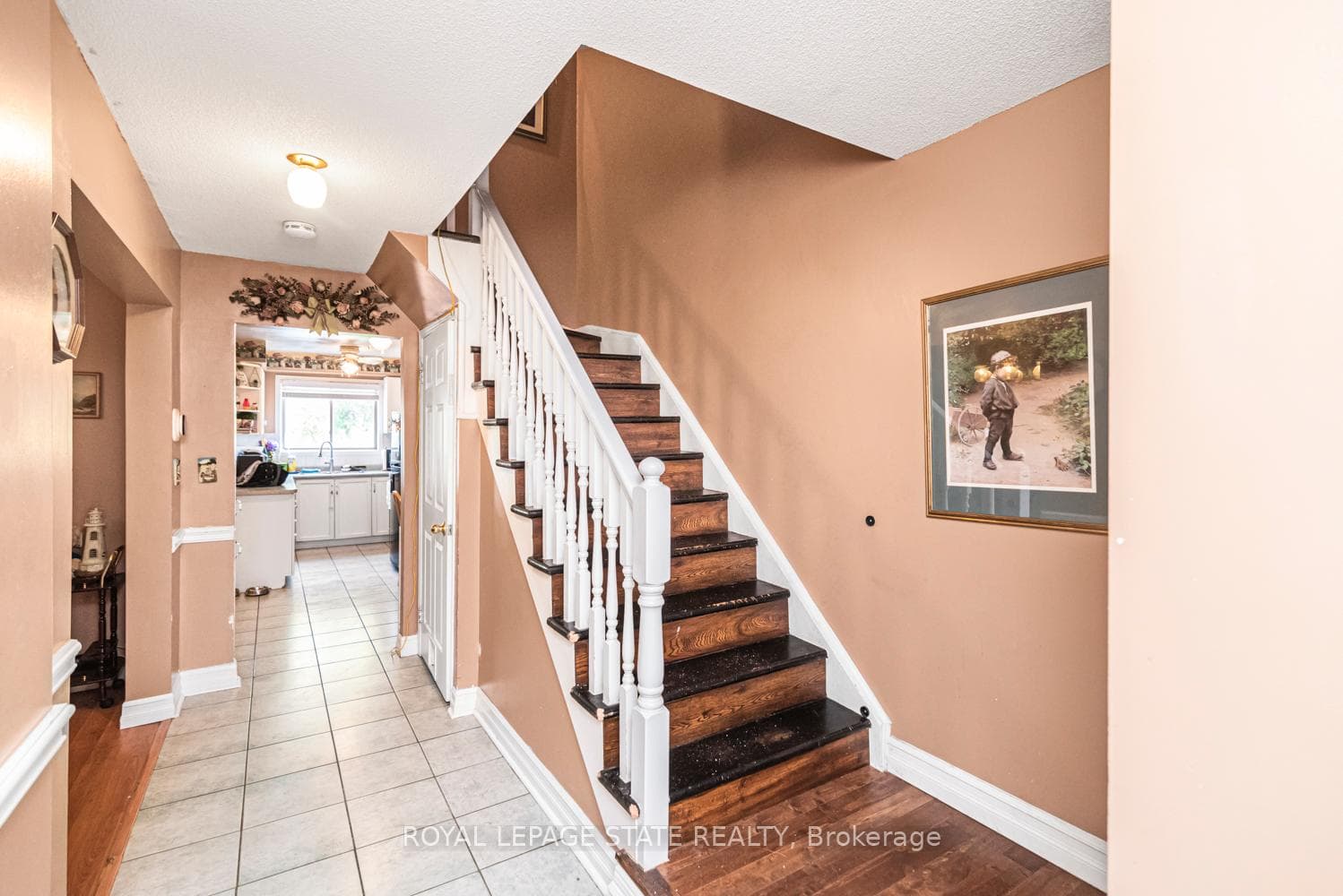 127 Terni Boulevard photo 19