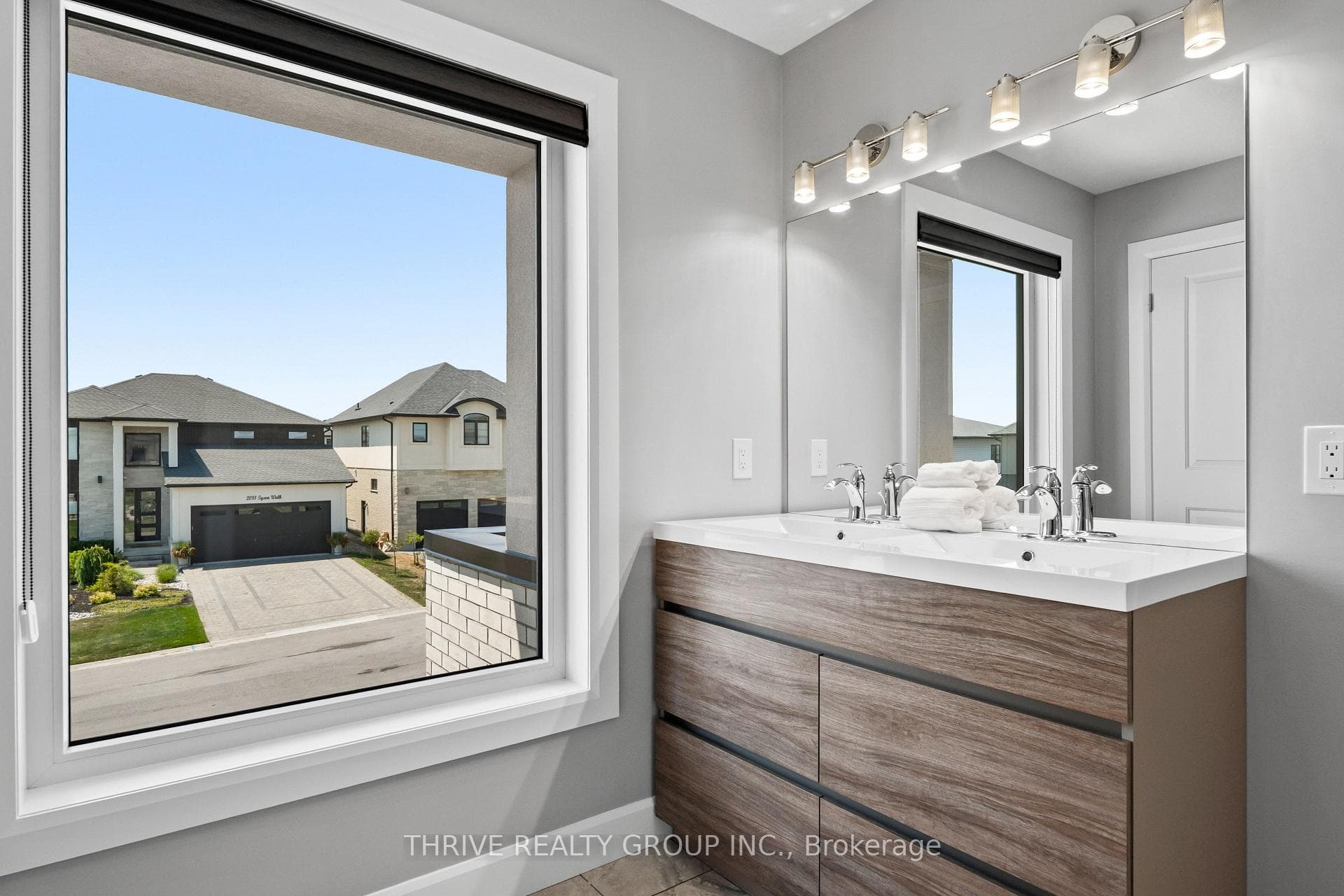2084 Tyson Walk photo 37