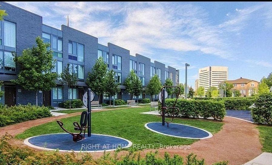 6 Sonic Way Unit 703 photo 26