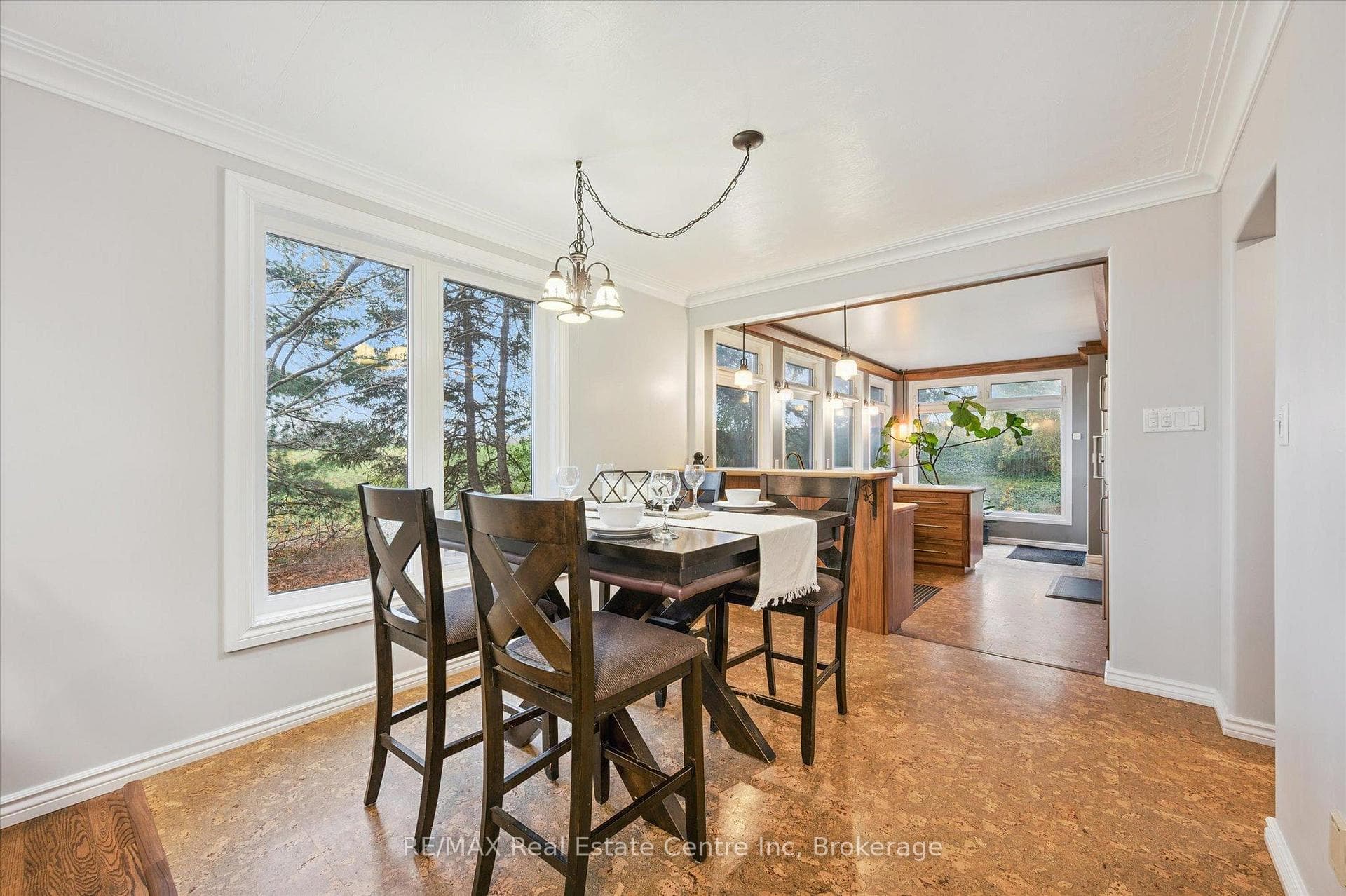 500 WATSON Parkway photo 3