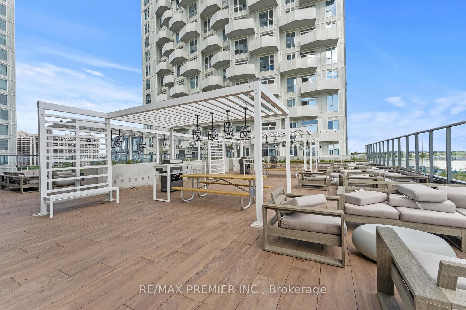474 Caldari Road Unit 2206 photo 34