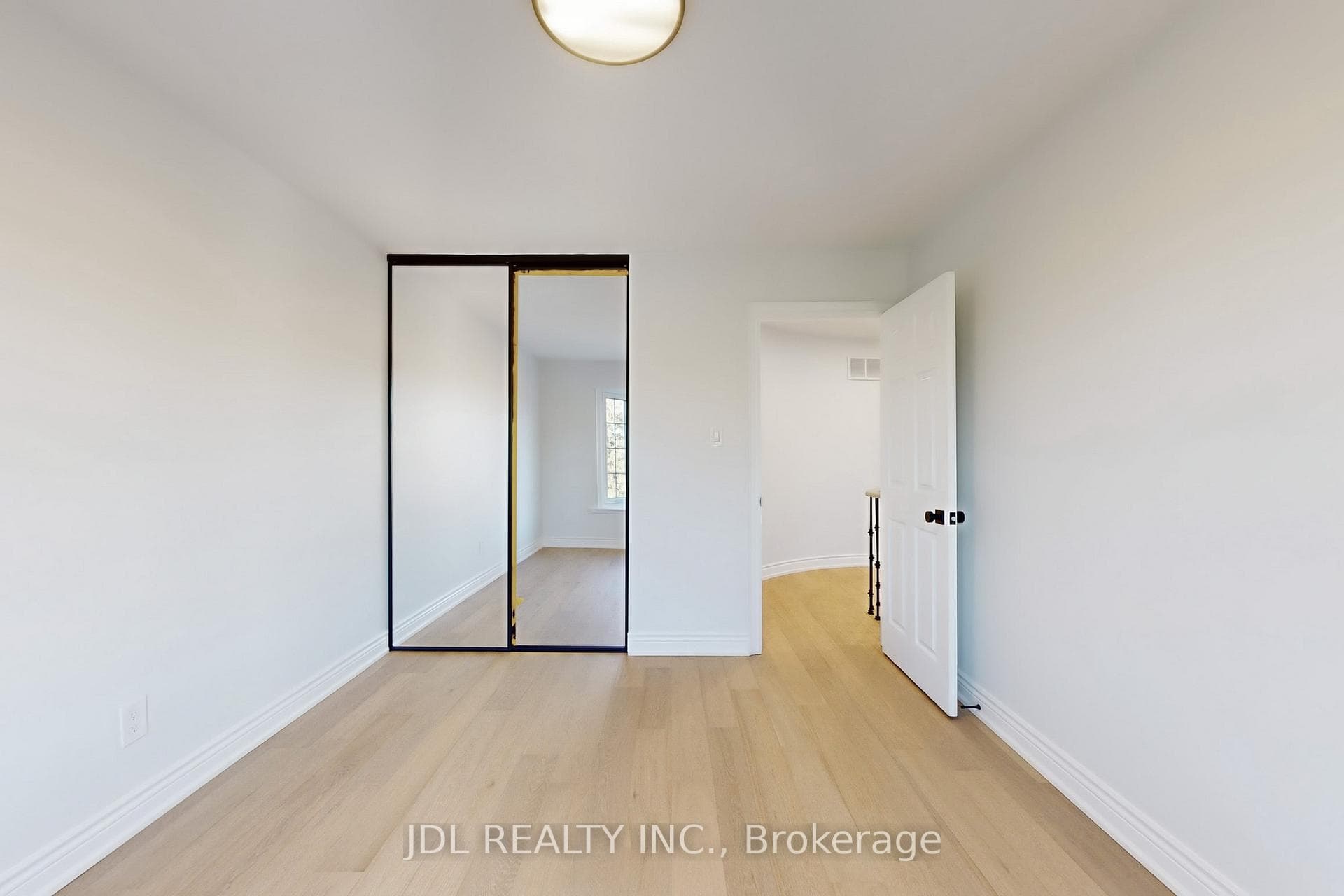 1093 Glenanna Road photo 28