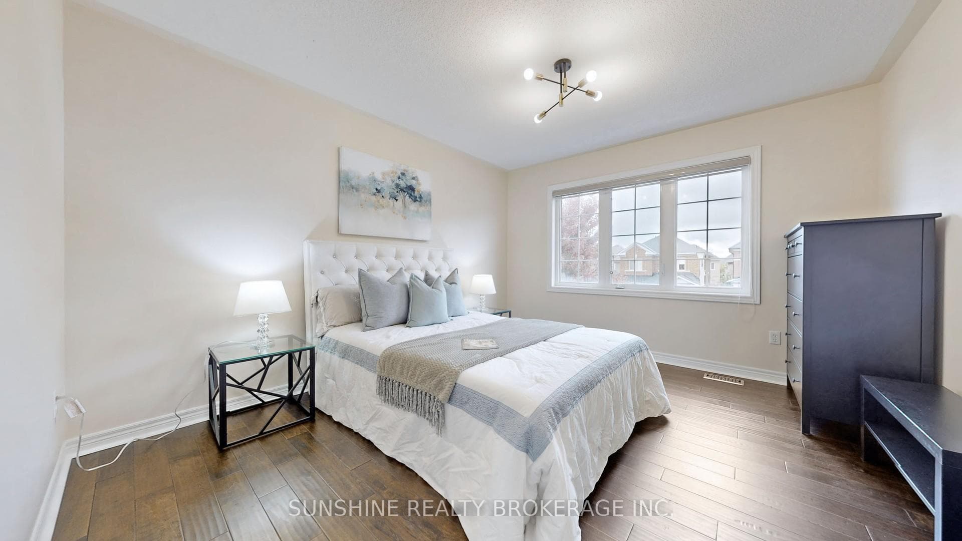 10 Eva Grove Court photo 24