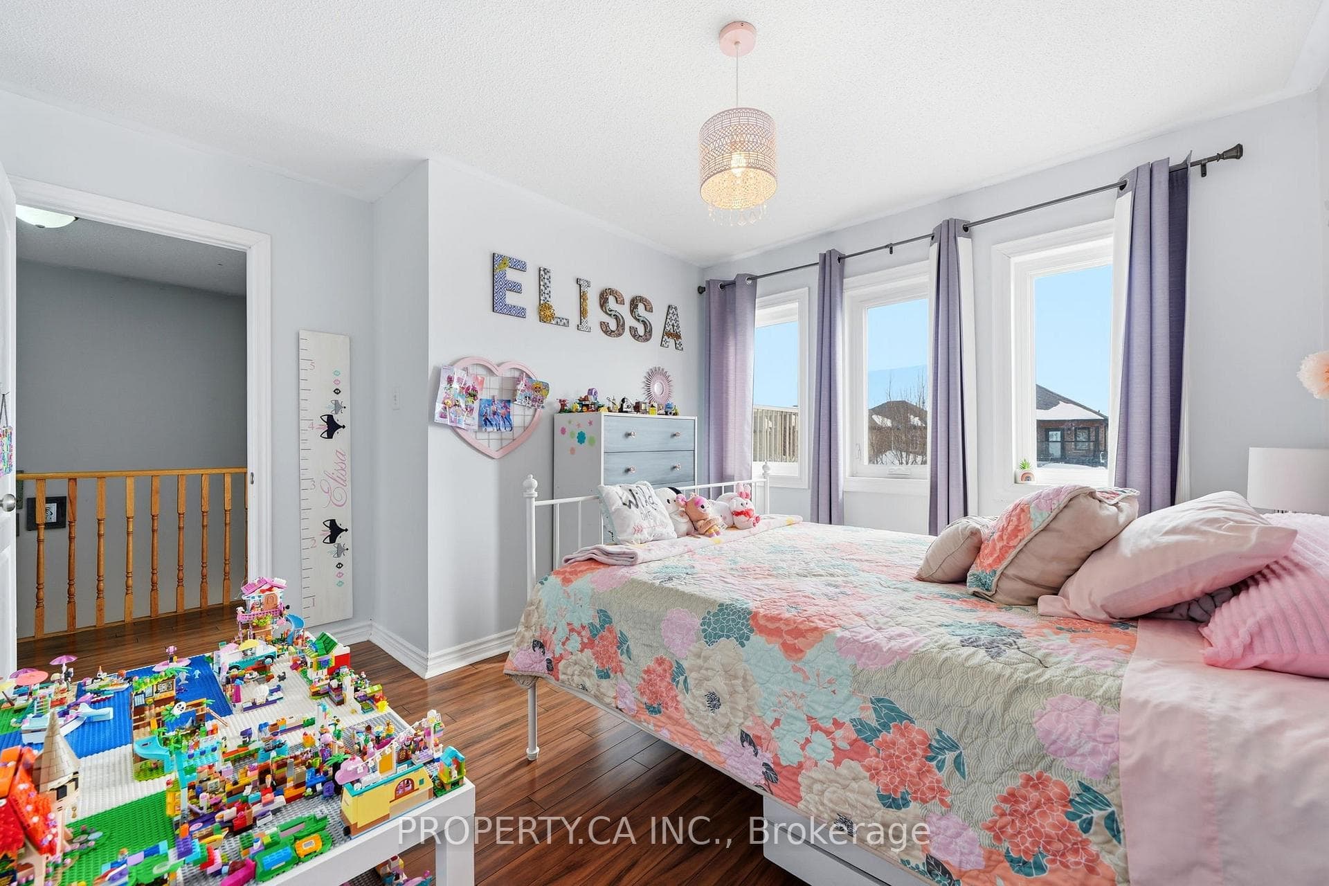 72 Beaverbrook Crescent photo 22