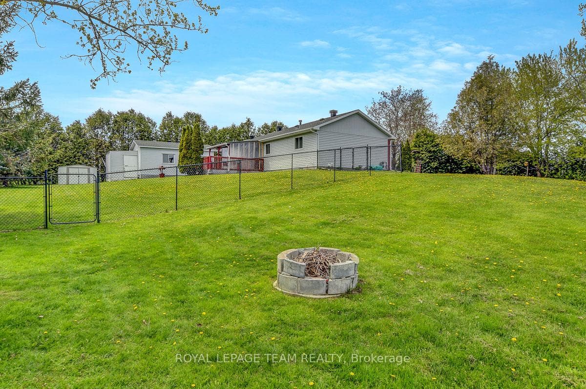 2833 Glenwood Drive photo 41