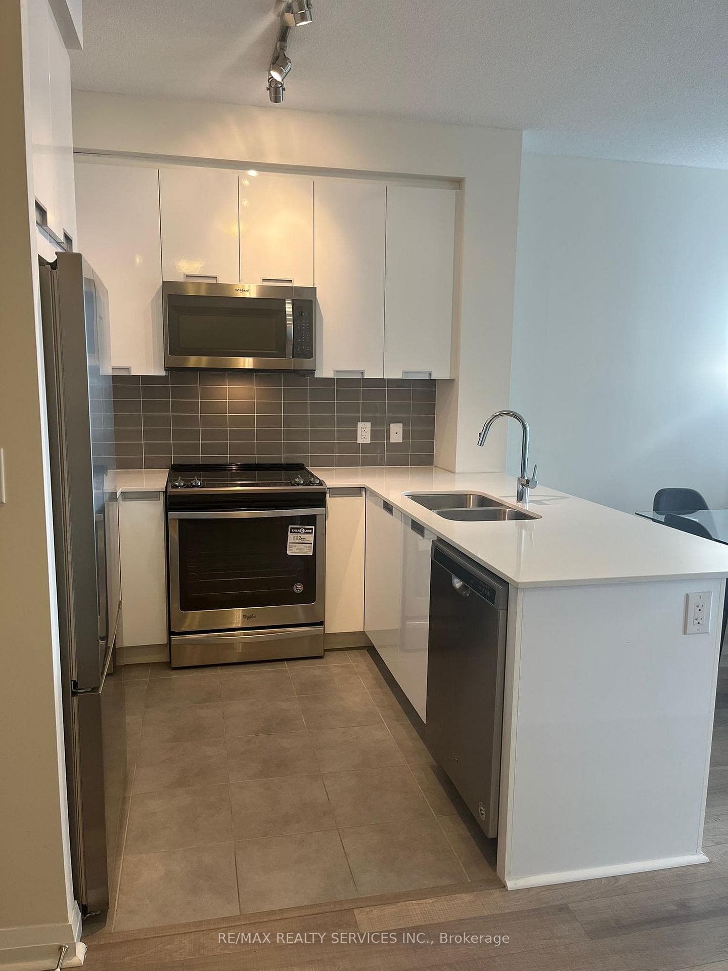 5025 Four Springs Avenue Unit 2206 photo 7