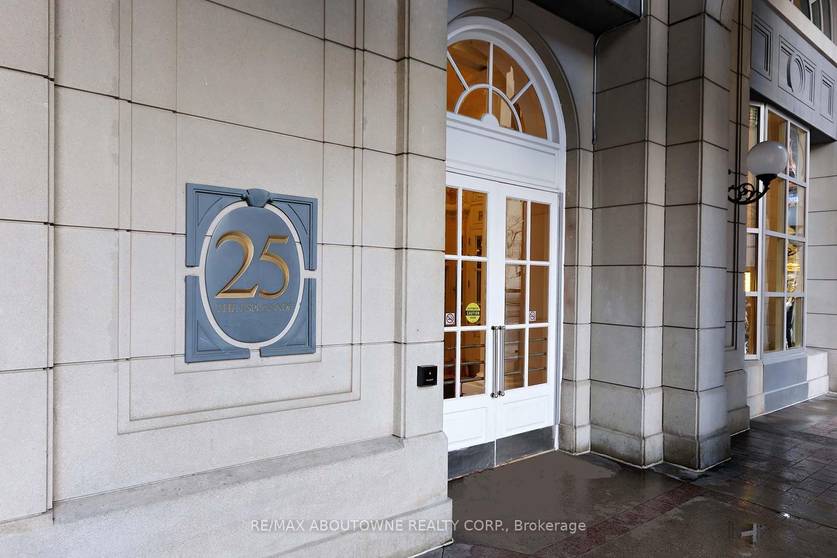 25 The Esplanade N/A Unit #3216 photo 1