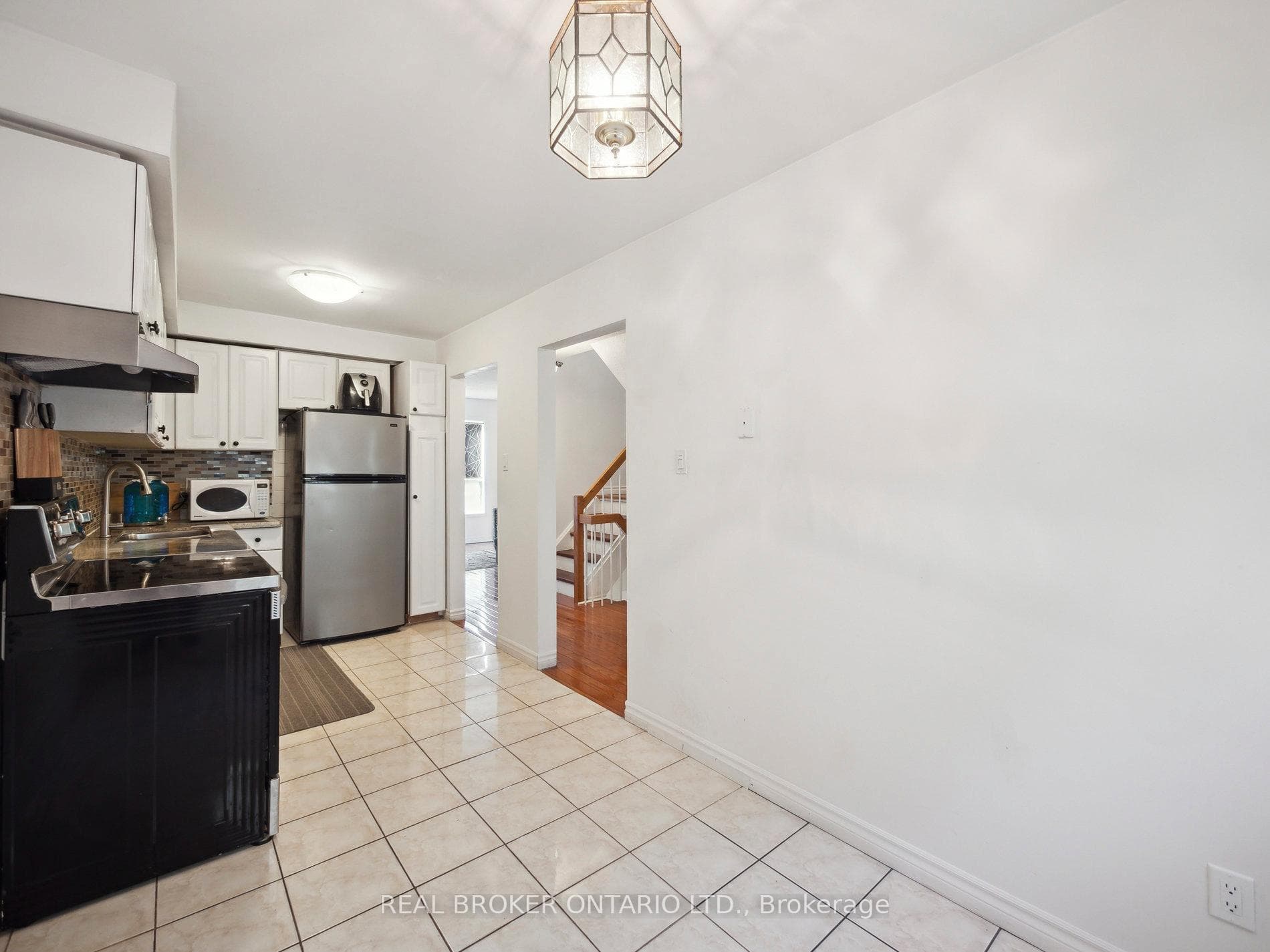 200 Murison Boulevard Unit 100 photo 21
