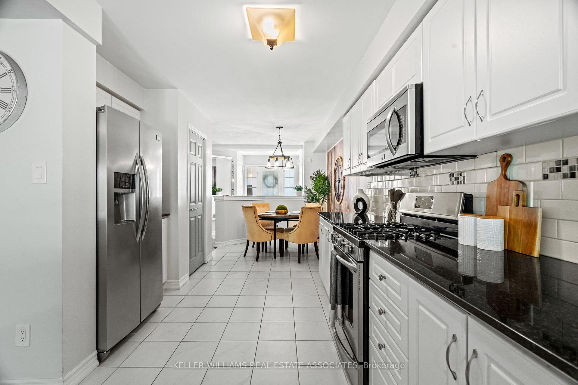 152 Richfield Square photo 11