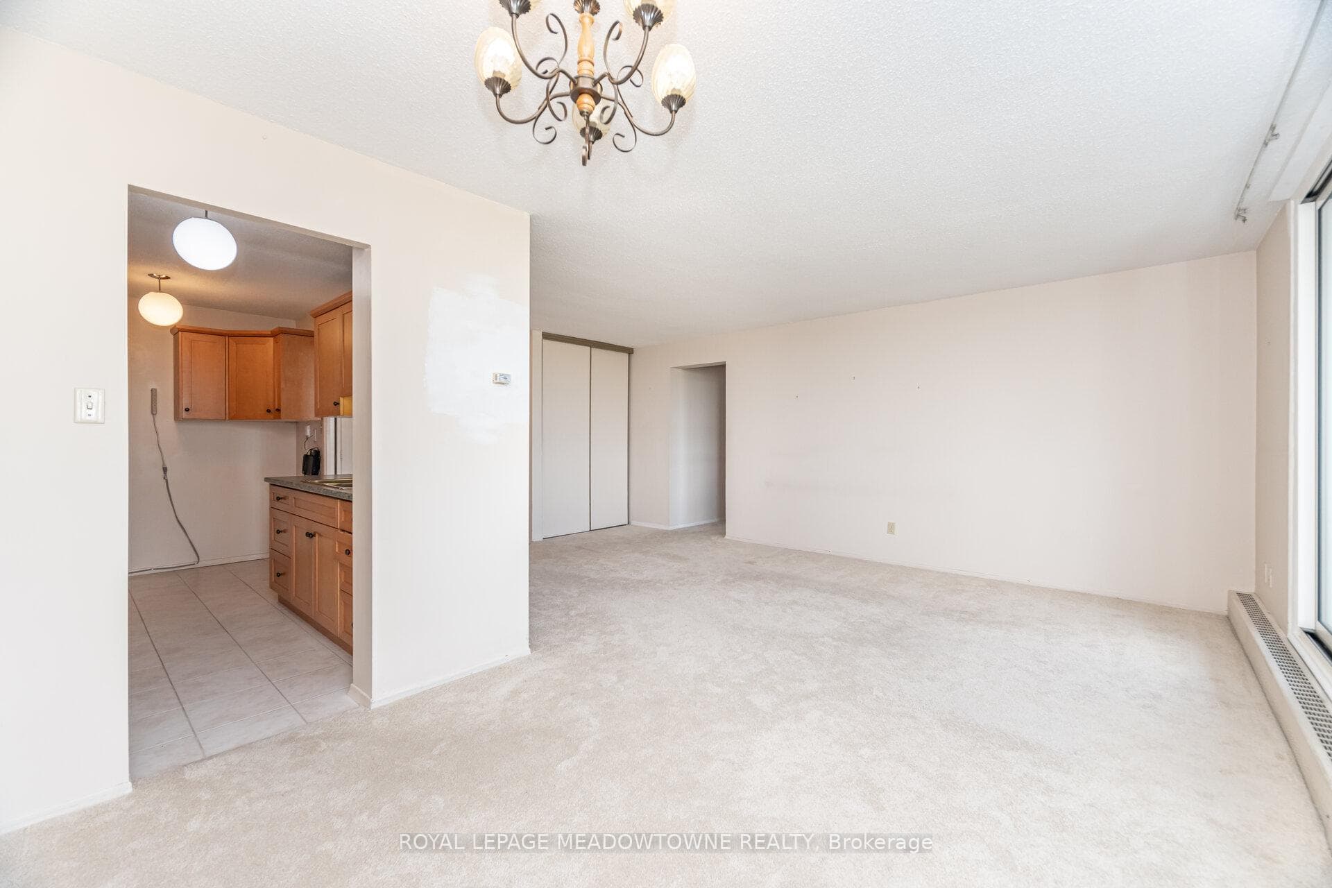 225 Harvard Place Unit 804 photo 14