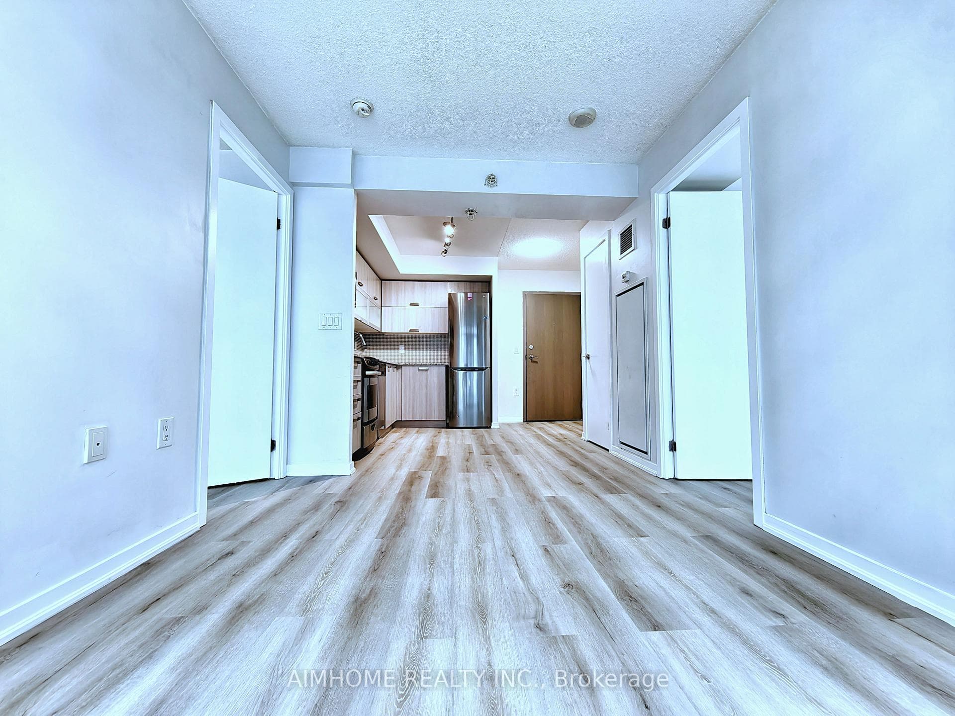 36 Lisgar Street Unit 1803 photo 2