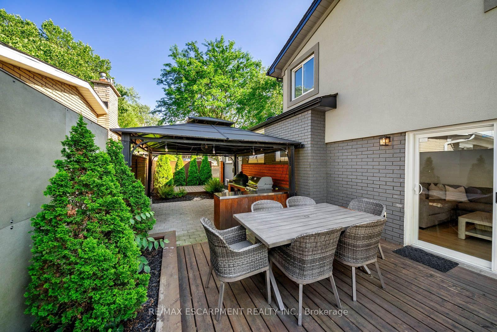 134 Fairwood Place photo 39