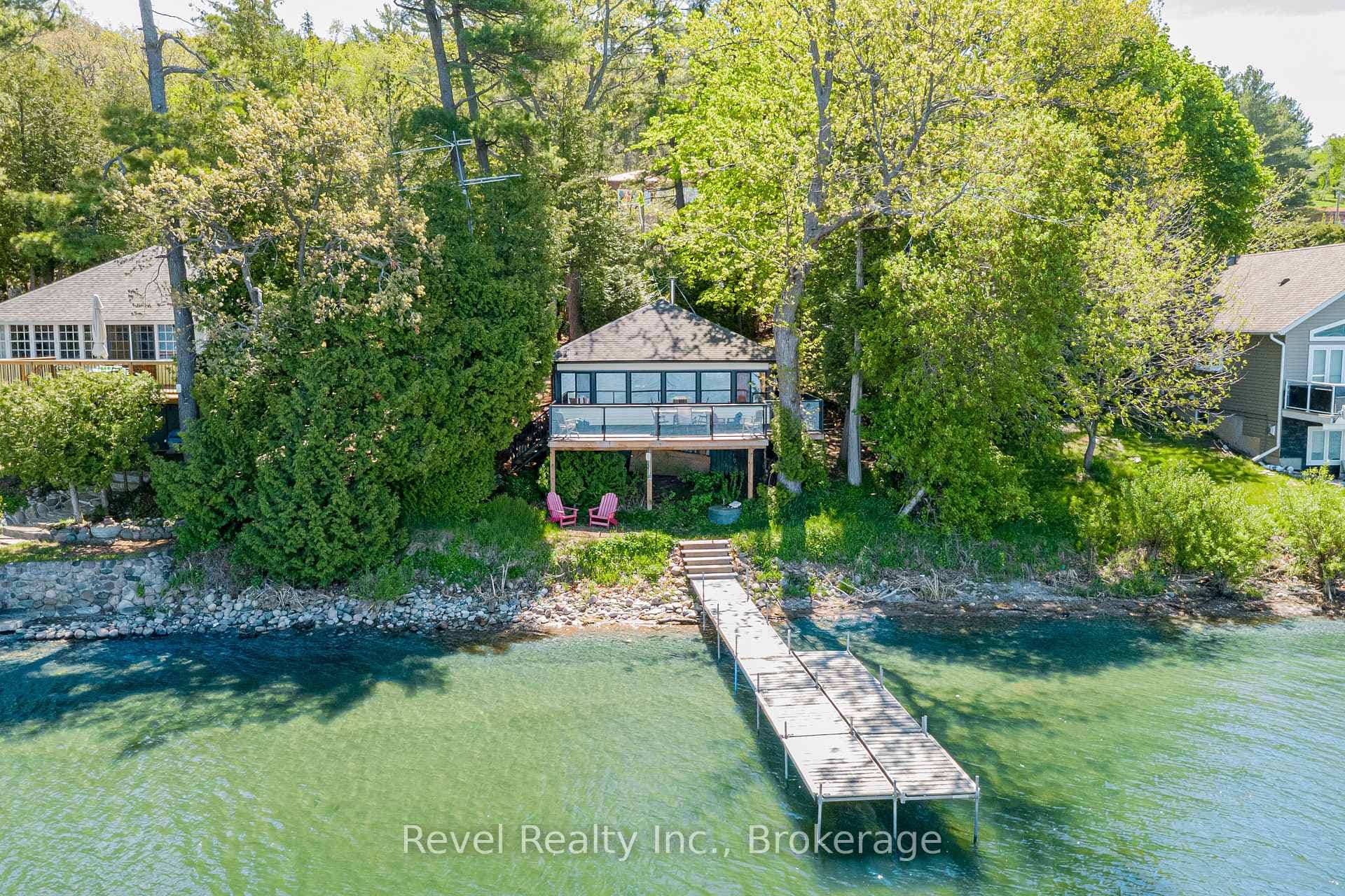 8004 Taits Beach Road photo 3
