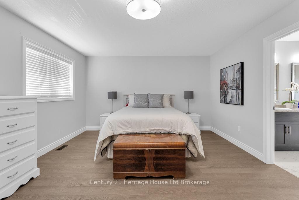 83 Walker Road photo 26