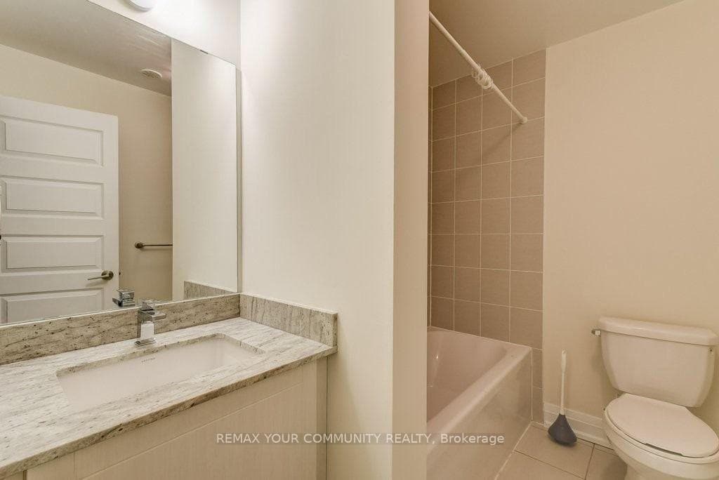 15 Eldora Avenue Unit 21 photo 13