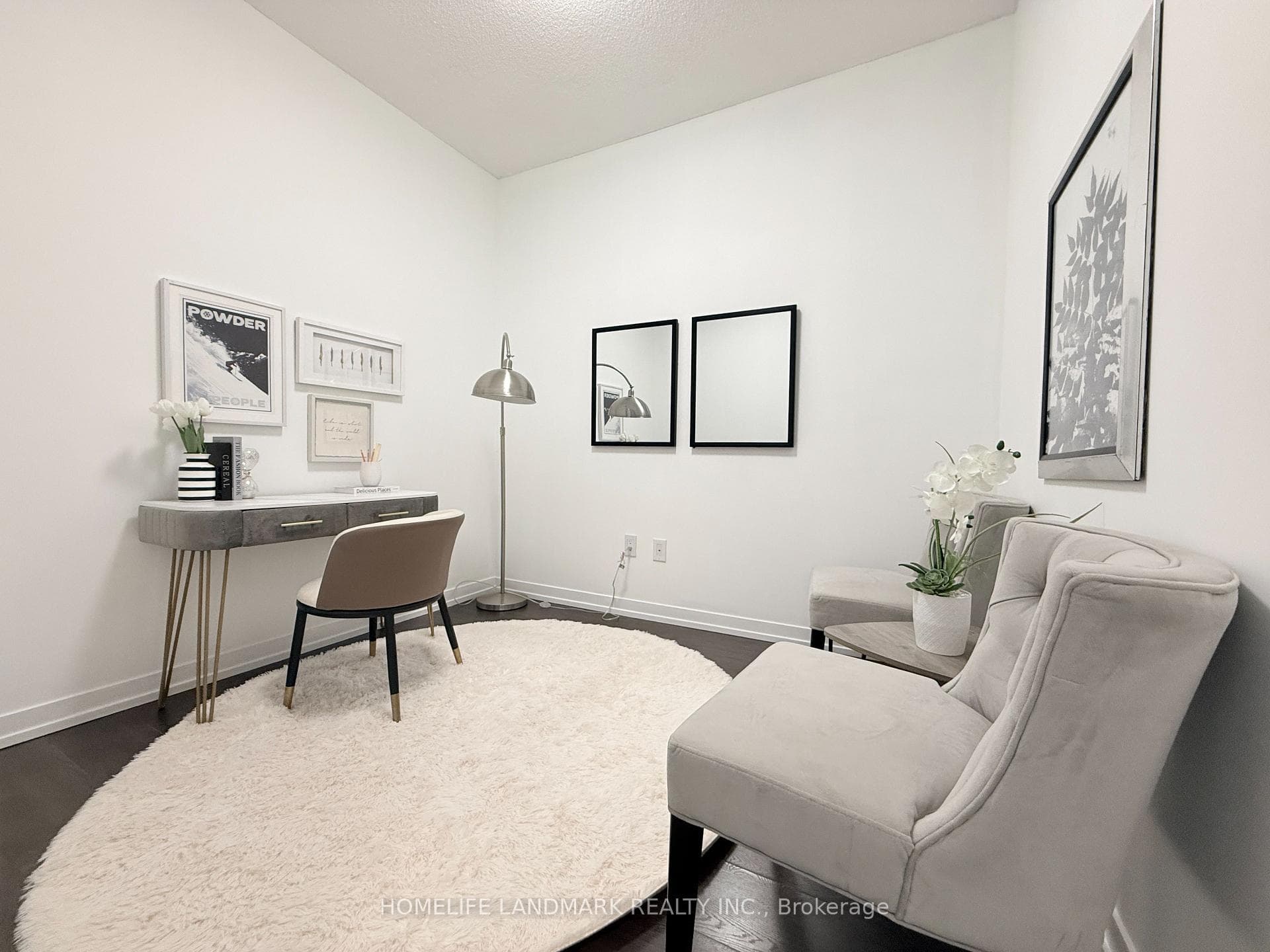 2520 Eglinton Avenue Unit 1211 photo 4