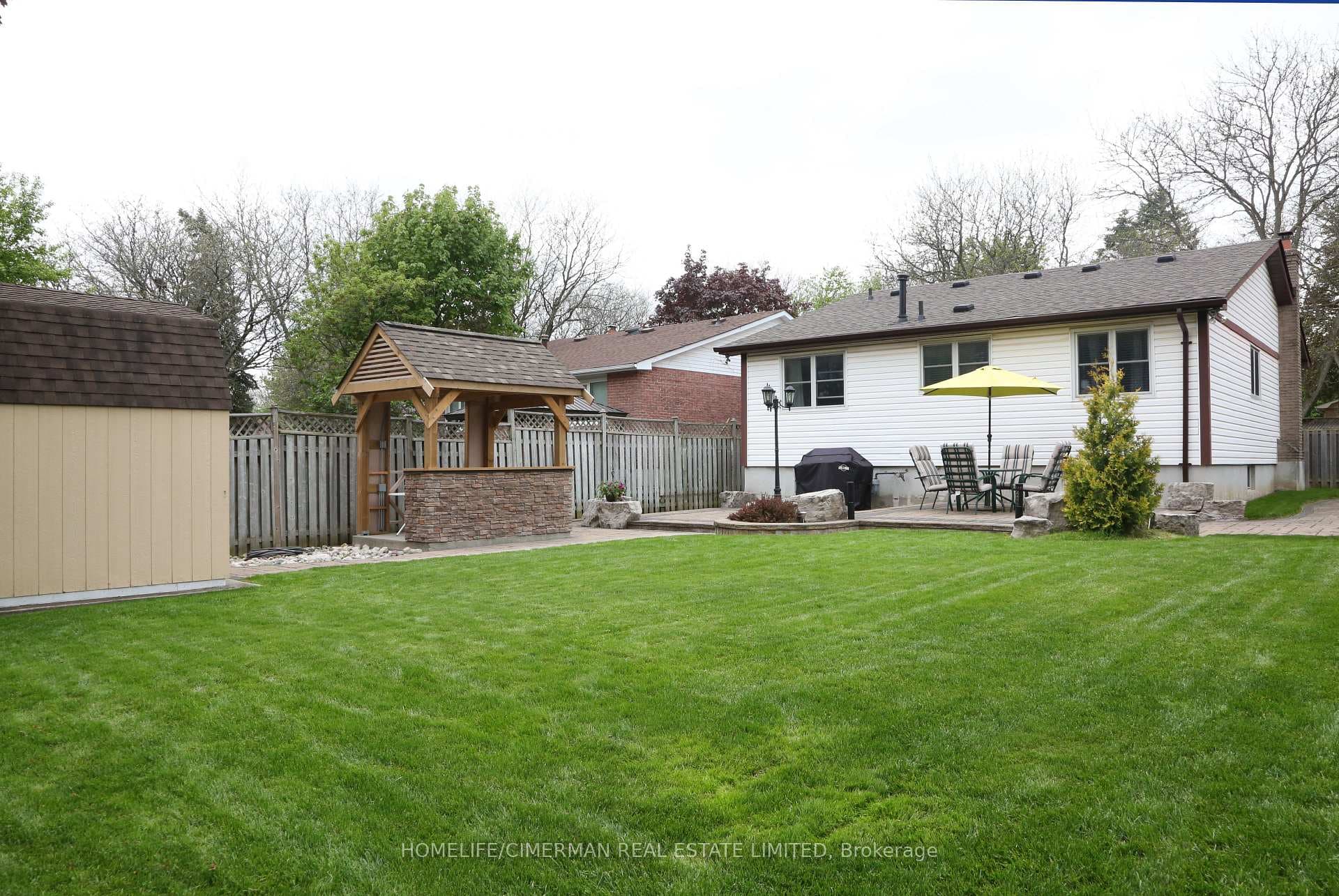 30 Guthrie Crescent photo 38