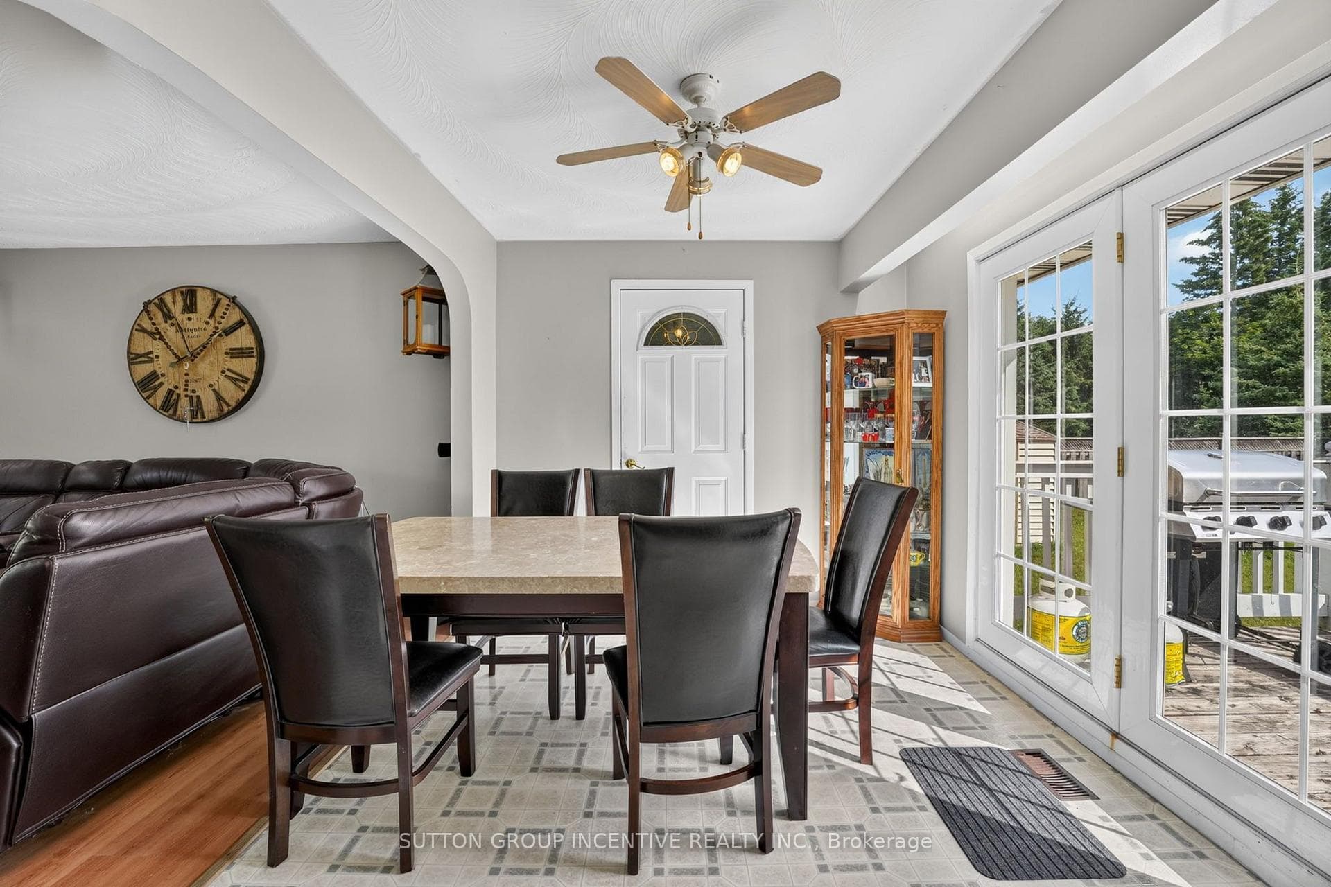1209 St Vincent Street photo 23