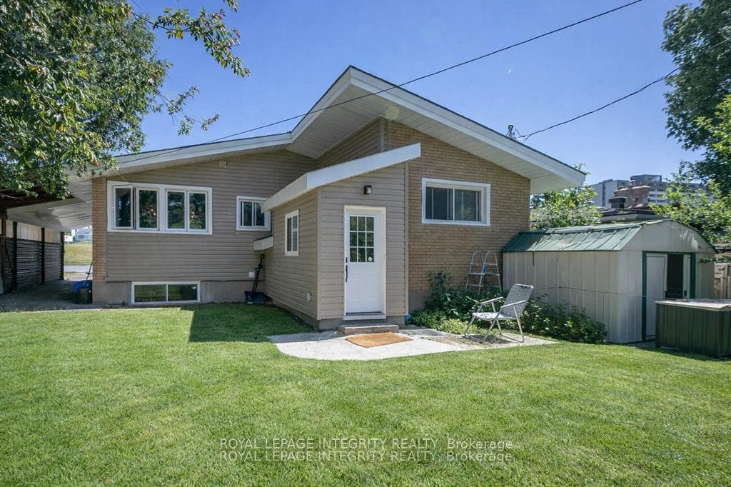 2347 Baseline Road photo 40
