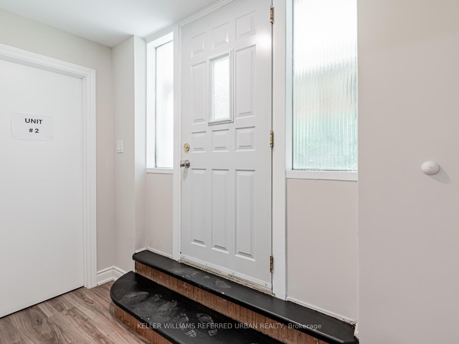 137 Shelborne Avenue Unit Basement Unit #2 photo 4