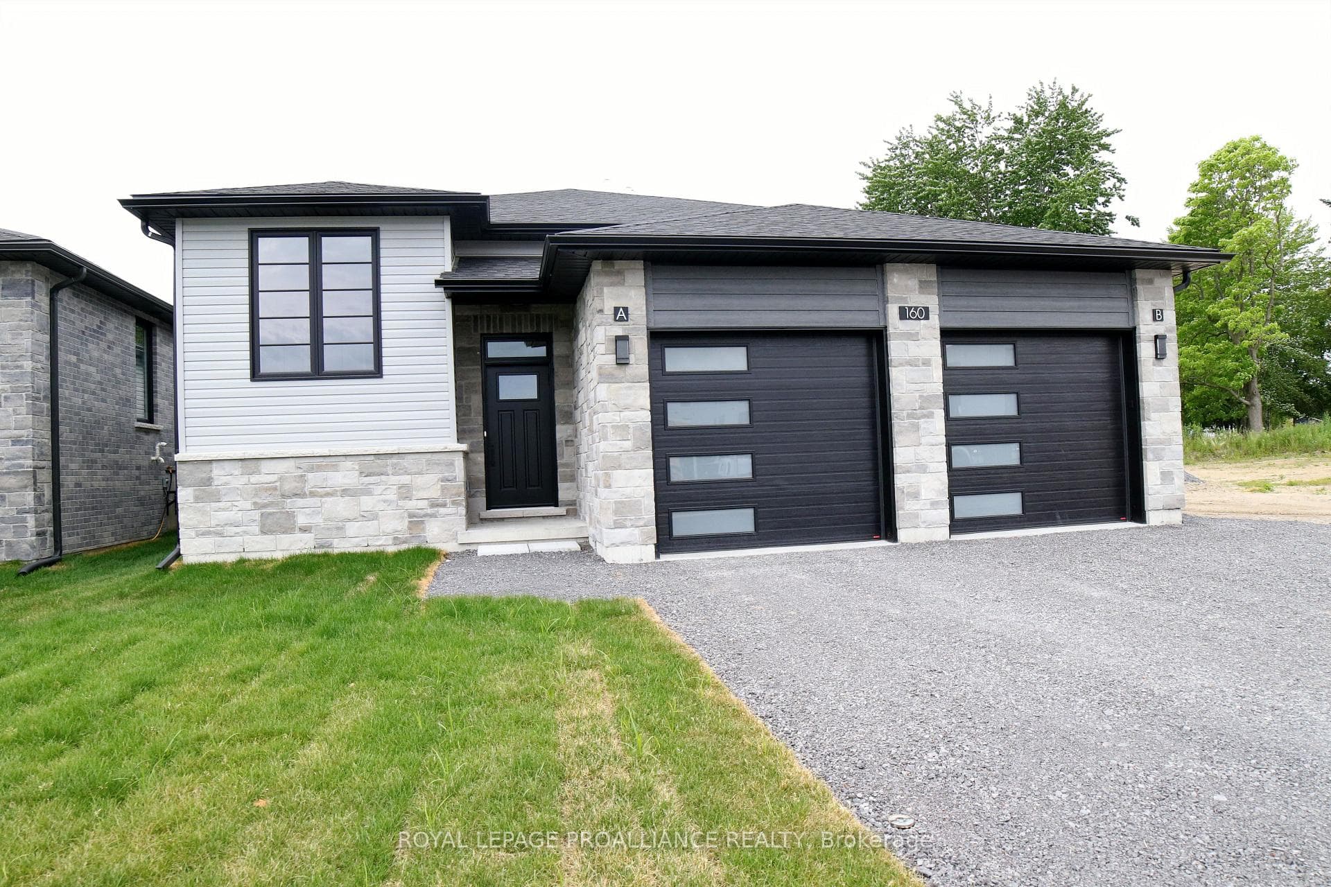 160B Sienna Avenue photo 1