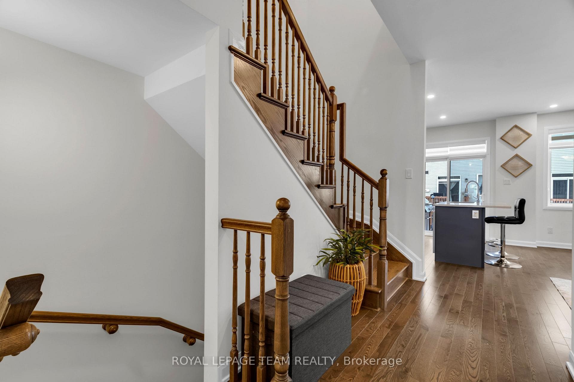 2034 Caltra Crescent photo 22