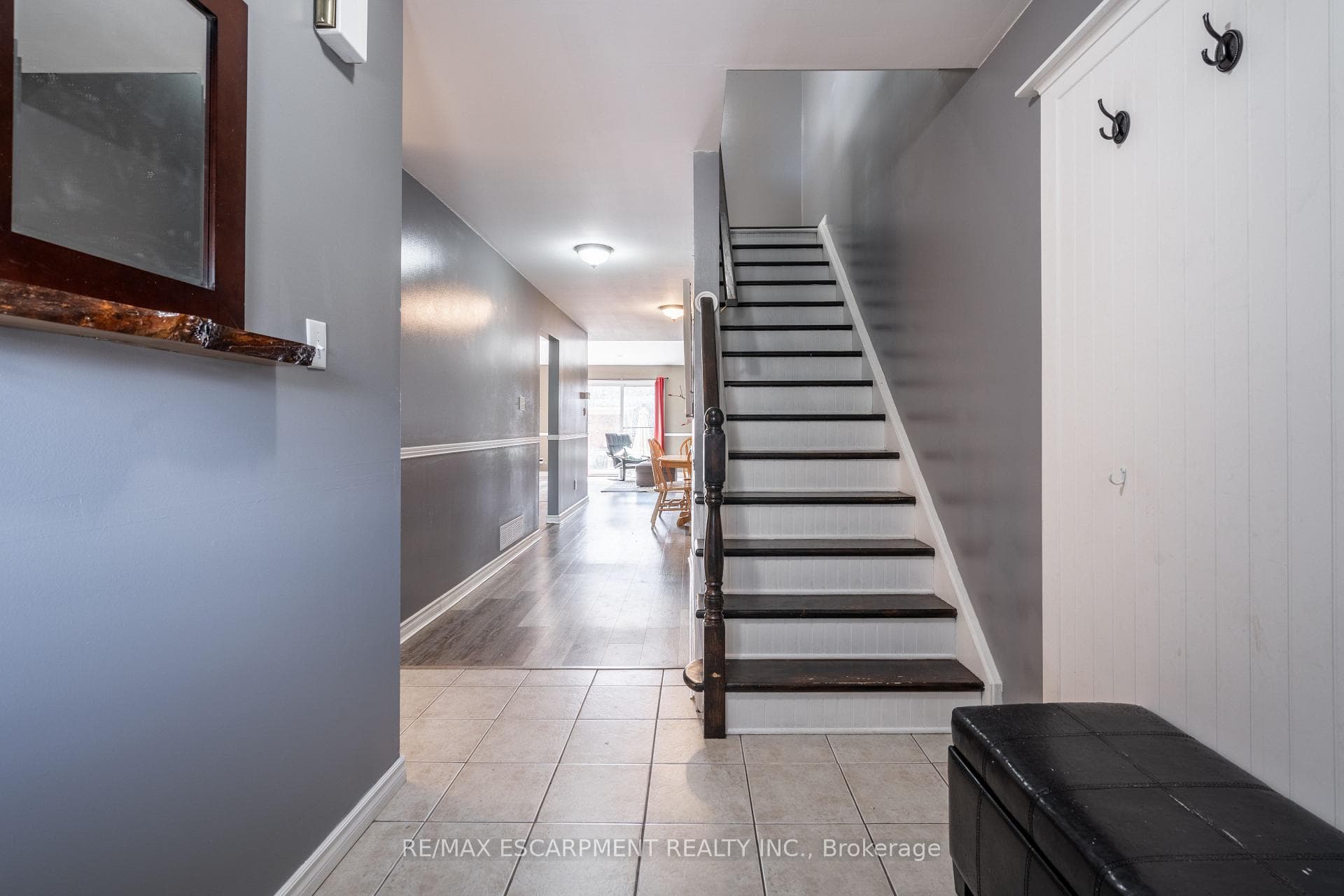 358 Macintosh Drive photo 5