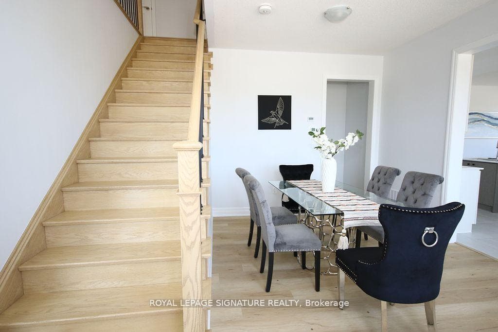 131 Union Boulevard photo 7