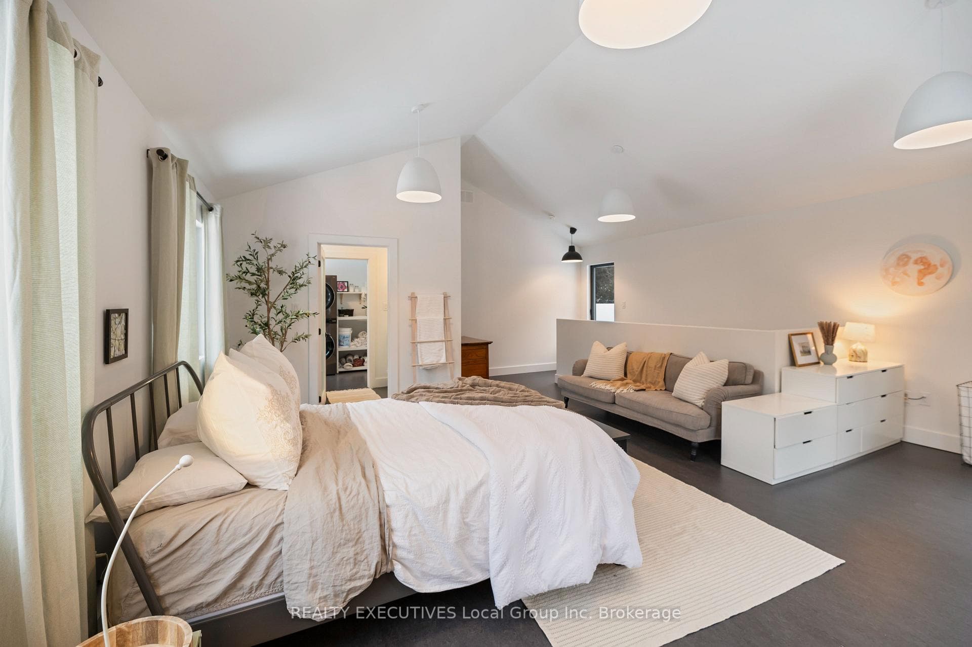 125 Guay Road photo 25